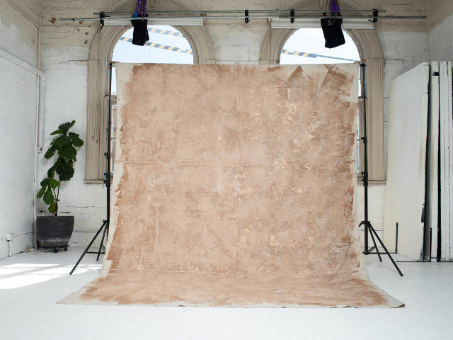 Large Canvas Backdrop Package contents
