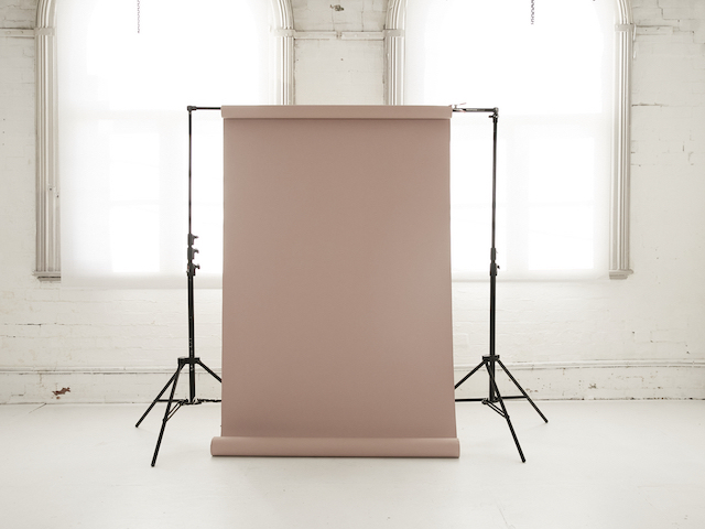 Small Paper Roll & Backdrop Stand Hire contents